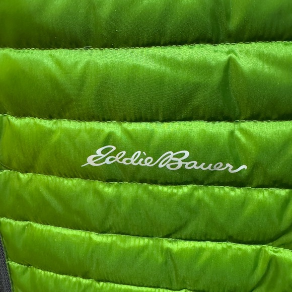 Eddie Bauer 700 FP Down Vest Travex series - Picture 2 of 7